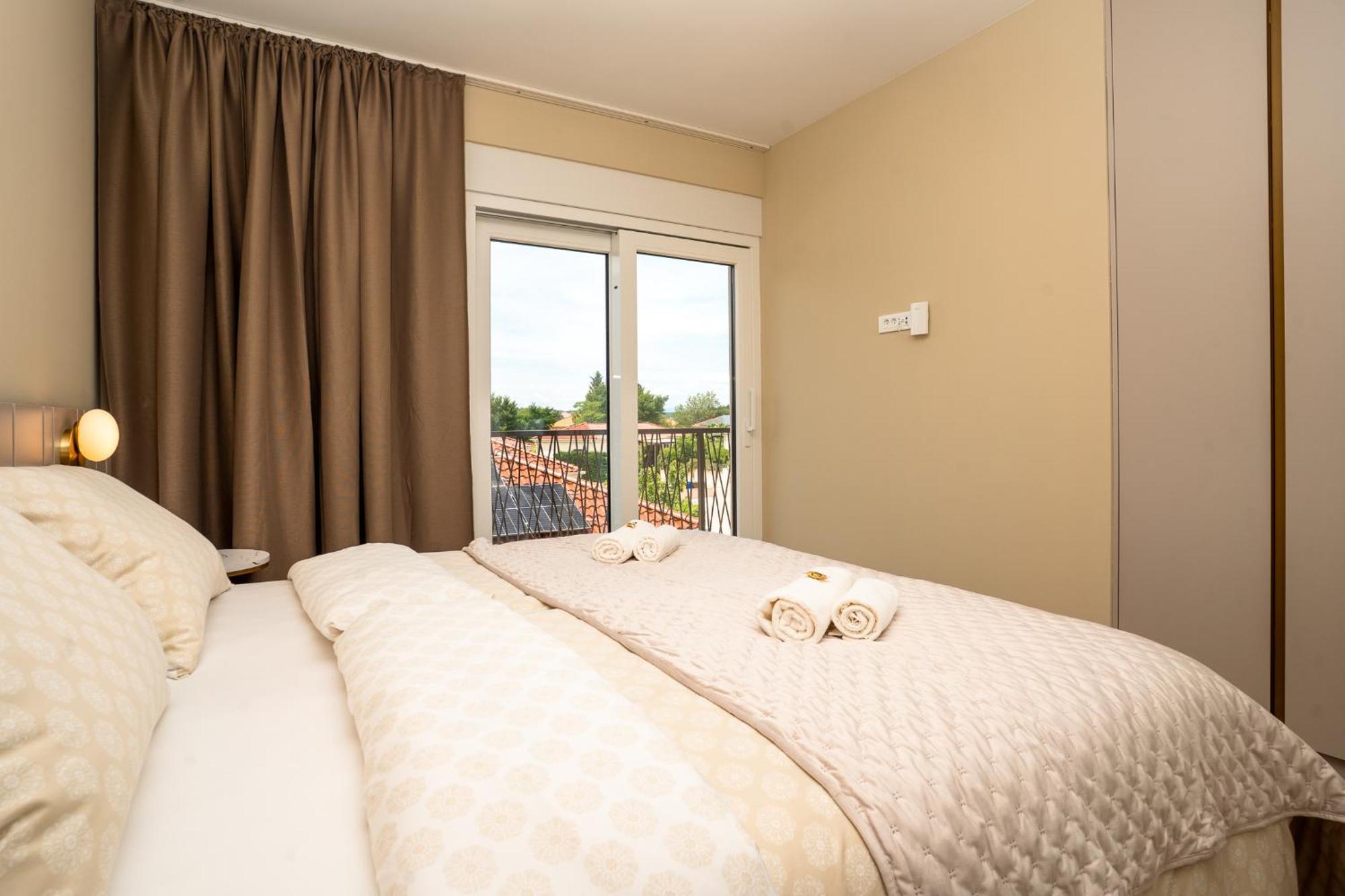 Apartman Vsg - Relaxing Apartments, 200m From The Sea, With Pool, Sauna & Jacuzzi